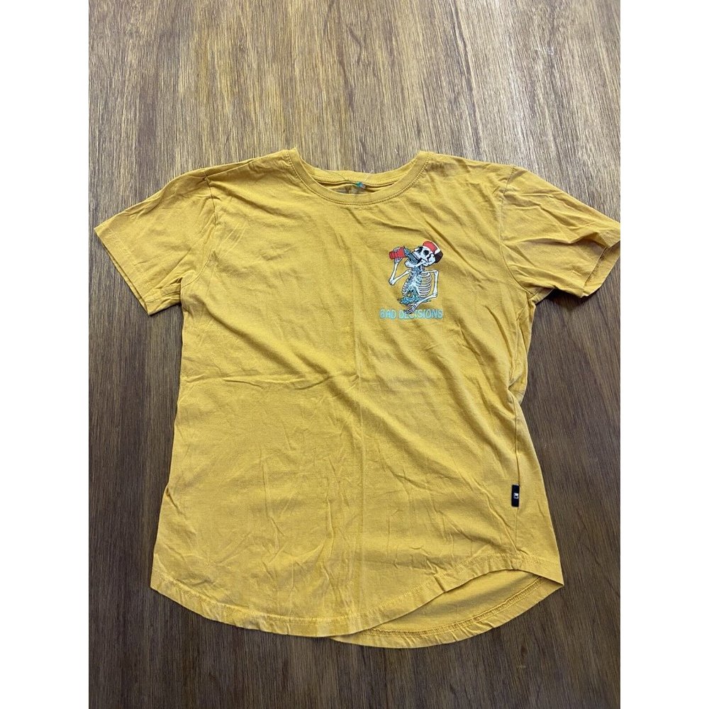 DK Bad Decisions Skull Yellow Graphic Tee Men's Medium